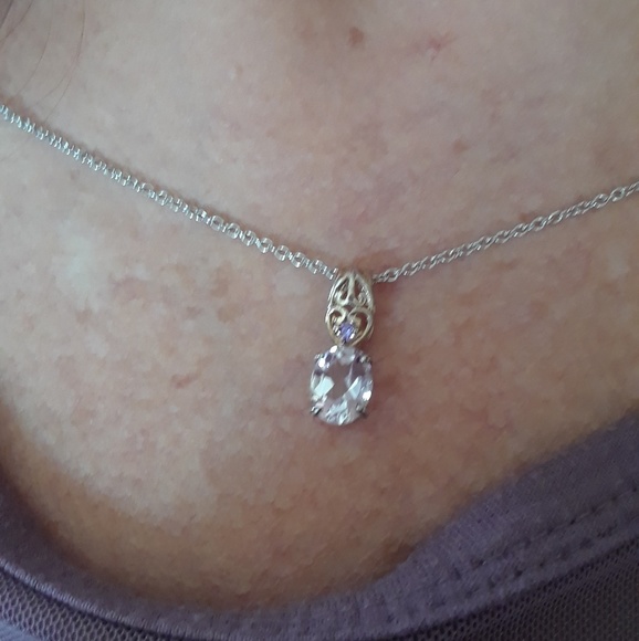 unknown Jewelry - Kunzite Pendant with sterling silver chain